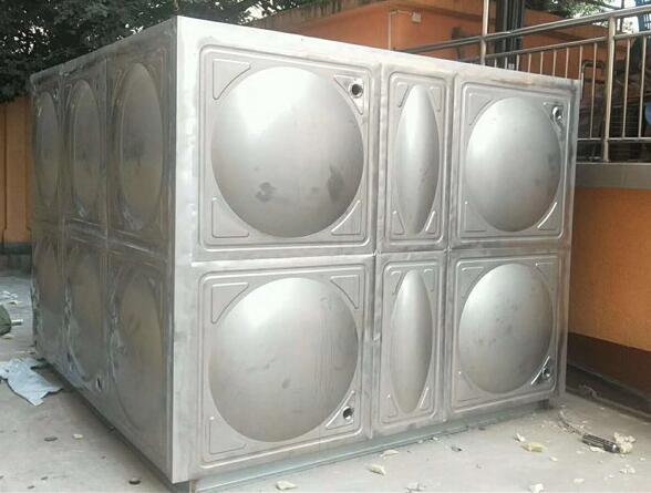 40T方形組合不銹鋼水箱施工案例 40T方形組合不銹鋼水箱施工案例